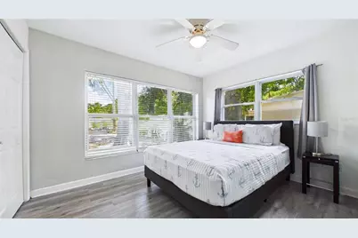 6400 Pelican Drive S, Saint Petersburg, FL 33707 - Photo 31