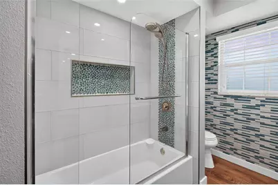 8094 12th Avenue S, Saint Petersburg, FL 33707 - Photo 11