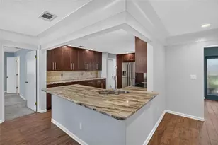 8094 12th Ave S, Saint Petersburg, FL 33707 - Photo 27