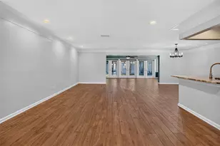 8094 12th Ave S, Saint Petersburg, FL 33707 - Photo 17
