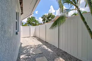 8094 12th Ave S, Saint Petersburg, FL 33707 - Photo 41
