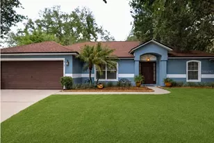 1313 Oak Valley Blvd, Minneola, FL 34715 - Photo 1