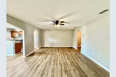 4505 Ashburn Square Drive, Tampa, FL 33610 - Photo 9