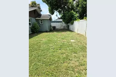709 E 119th Avenue, Tampa, FL 33612 - Photo 17