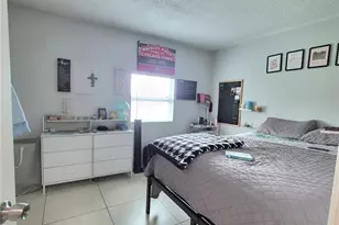 709 E 119th Ave, Tampa, FL 33612 - Photo 7