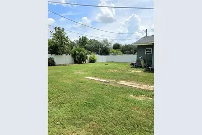 709 E 119th Avenue, Tampa, FL 33612 - Photo 19