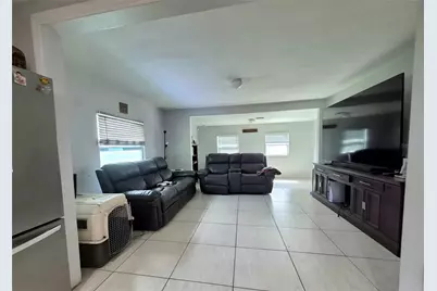 709 E 119th Avenue, Tampa, FL 33612 - Photo 5