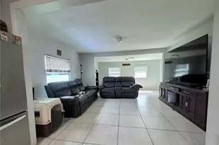 709 E 119th Ave, Tampa, FL 33612 - Photo 5