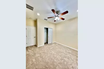 9606 Oak Glade Avenue, Tampa, FL 33647 - Photo 5