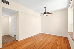 701 Mirror Lake Dr N, Saint Petersburg, FL 33701 - Photo 17