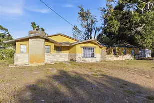 8181 61st Ln N, Pinellas Park, FL 33781 - Photo 3
