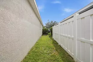 819 Springwood Cir, Bradenton, FL 34212 - Photo 69