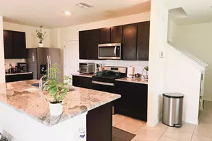 35665 Sunflower Hl Dr, Zephyrhills, FL 33541 - Photo 5