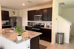 35665 Sunflower Hl Dr, Zephyrhills, FL 33541 - Photo 3