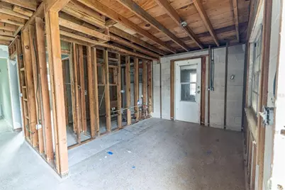 4050 Arrowhead Avenue, Spring Hill, FL 34606 - Photo 9