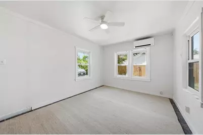 745 Alamanda Way S, Saint Petersburg, FL 33705 - Photo 25