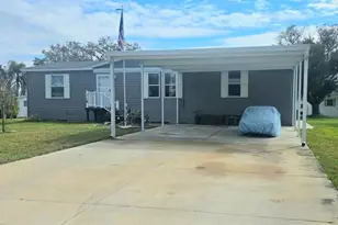 210 Philadelphia Ct, Palm Harbor, FL 34684 - Photo 1