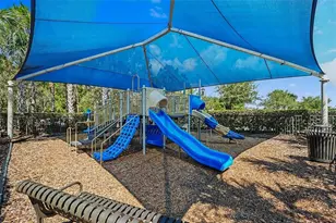 30867 Lindentree Dr, Wesley Chapel, FL 33543 - Photo 33