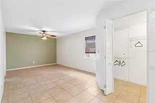 6356 8th Ave N, Saint Petersburg, FL 33710 - Photo 17