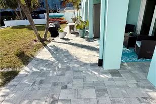 117 140th Ave E, Madeira Beach, FL 33708 - Photo 17