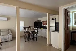 1212 E Columbus Dr, Tampa, FL 33605 - Photo 9