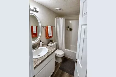 209 Berry Tree Place #209, Brandon, FL 33510 - Photo 9