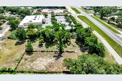 9926 Rockhill Road, Thonotosassa, FL 33592 - Photo 17