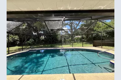 12928 N Oregon Ave, Tampa, FL 33612 - Photo 5