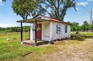 5702 Tindale Rd, Plant City, FL 33565 - Photo 47