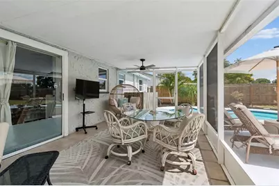 8891 85th Street, Seminole, FL 33777 - Photo 7