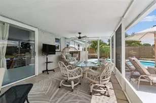 8891 85th St, Seminole, FL 33777 - Photo 7