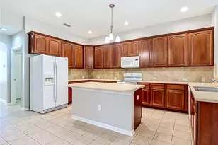 7015 Cardinalwood Ln, Land O Lakes, FL 34637 - Photo 27