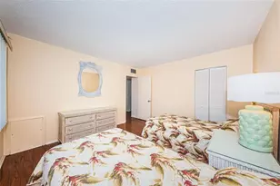 4700 Cove Cir, Saint Petersburg, FL 33708 - Photo 27