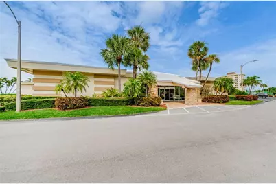 4700 Cove Circle #208, Saint Petersburg, FL 33708 - Photo 35