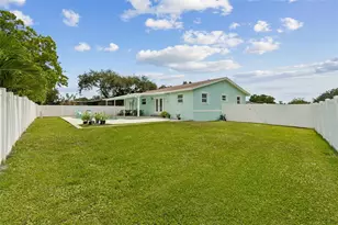 6035 19th St NE, Saint Petersburg, FL 33703 - Photo 37