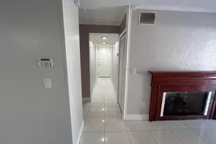 5112 Gateway Dr, Tampa, FL 33615 - Photo 7