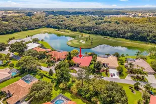 30324 Laurelwood Ln, Wesley Chapel, FL 33543 - Photo 5