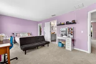 9018 N River Rd, Tampa, FL 33635 - Photo 39
