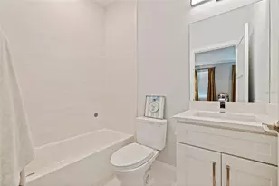 4743 Legacy Park Dr, Tampa, FL 33611 - Photo 25