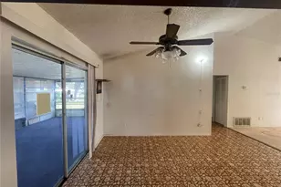 11001 Sunswept Pl, Tampa, FL 33624 - Photo 9