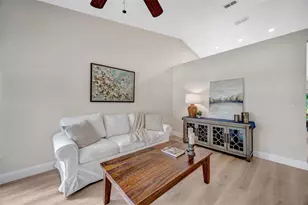 511 Center Point Rd, Valrico, FL 33594 - Photo 5