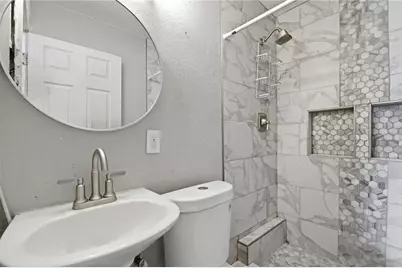1340 13th Avenue S, Saint Petersburg, FL 33713 - Photo 7