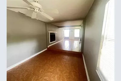 3900 17th Street N, Saint Petersburg, FL 33714 - Photo 7