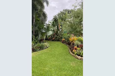 735 79th Circle S, Saint Petersburg, FL 33707 - Photo 47