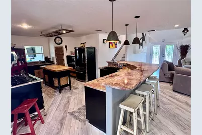 735 79th Circle S, Saint Petersburg, FL 33707 - Photo 11