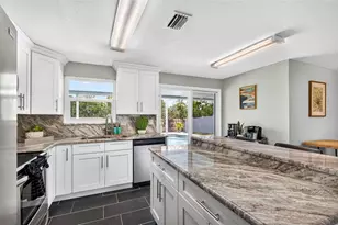 619 Timber Bay Cir E, Oldsmar, FL 34677 - Photo 13