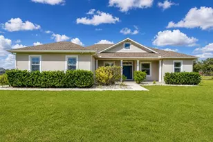 4008 McIntosh Estates Ln, Plant City, FL 33565 - Photo 1