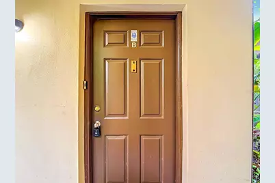 11805 Raintree Lake Ln #B, Temple Terrace, FL 33617 - Photo 5