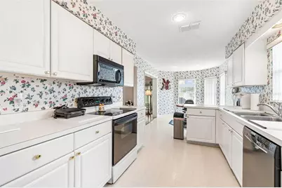 6353 Silver Lakes Drive W, Lakeland, FL 33810 - Photo 21