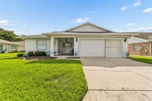 6353 Silver Lakes Dr W, Lakeland, FL 33810 - Photo 3